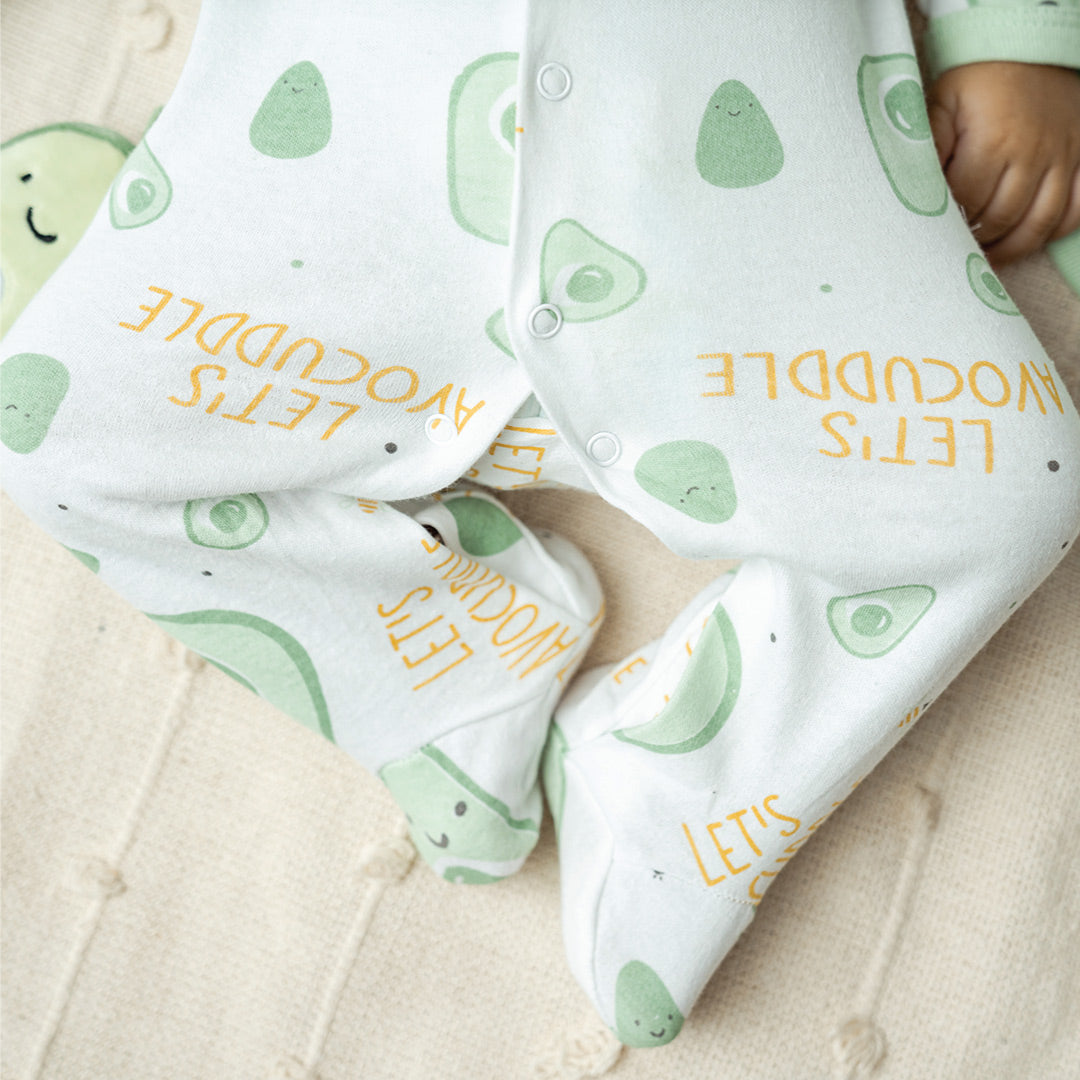 Avocuddles - 7 Piece Gift Kit for Preemie babies to 3 months